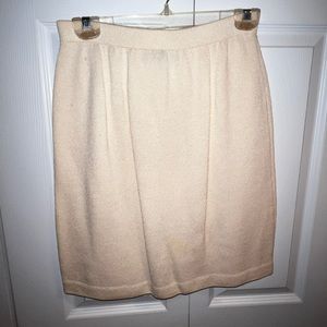 ST. JOHN Tan Textured Knit Mini Skirt | Size 4
